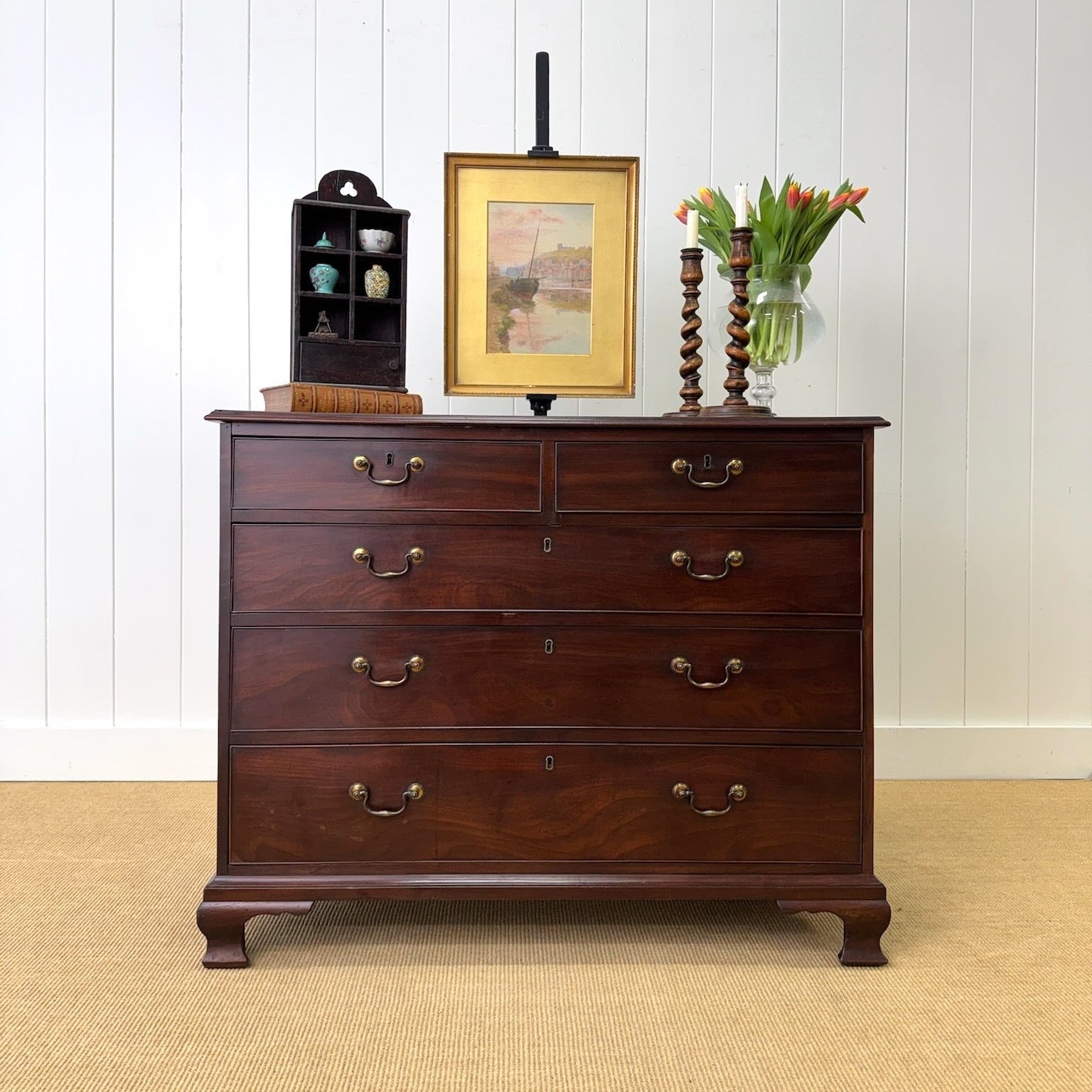 How to Decorate With Antique Furniture – The Parsons Nose Antiques