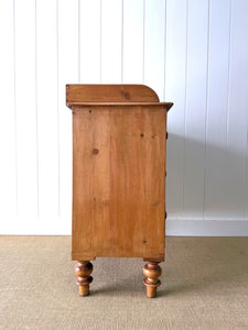 An Antique English Pine Chest of Drawers Dresser Tulip Feet c1890