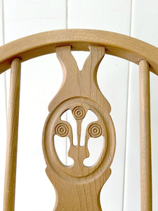 An English Country Mid-century Arm Blond Chair