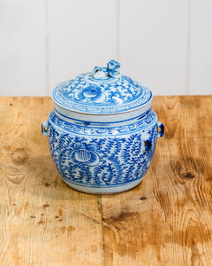 A Chinese Porcelain Nyonya Straits Kamcheng Bowl