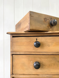 A 19th Century English Chest of Drawers/Dresser
