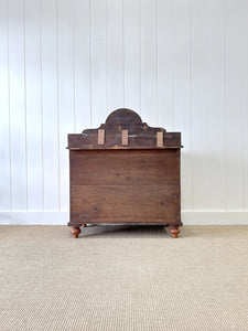 An Antique English Pine Chest of Drawers/Dresser c1890