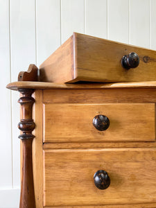 An Antique English Pine Chest of Drawers/Dresser c1890