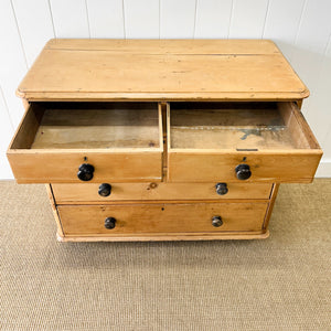 A 19th Century English Chest of Drawers/Dresser
