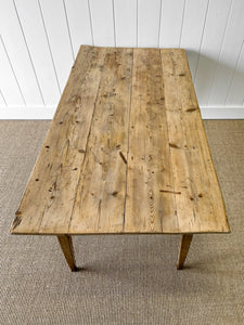 A VERY Good English Pine 5 1/2 ft Dining Table c1890