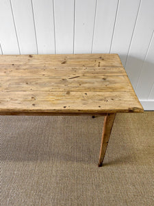 A VERY Good English Pine 5 1/2 ft Dining Table c1890
