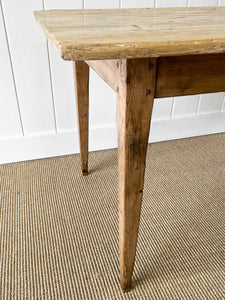 A VERY Good English Pine 5 1/2 ft Dining Table c1890