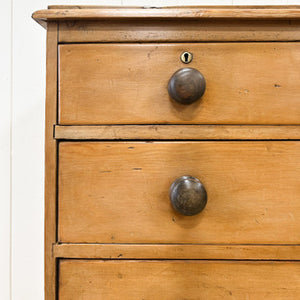 A 19th Century English Pine Chest of Drawers/Dresser with Tulip Feet