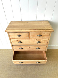An English Pine Chest of Drawers/Dresser