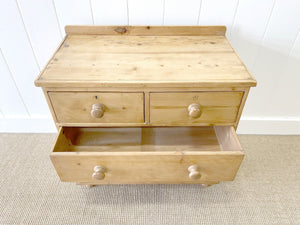 An Antique English Pine Chest of Drawers Dresser Tulip Feet c1890