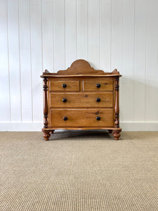 An Antique English Pine Chest of Drawers/Dresser c1890