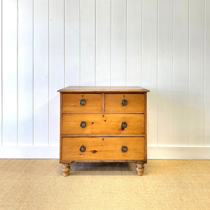 An Antique Rustic English Pine Chest of Drawers Dresser Tulip Feet c1890