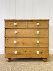 An Antique English Pine Chest of Drawers Dresser with Porcelain Knobs c1890