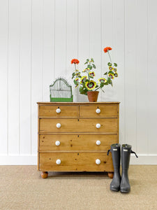 An Antique English Pine Chest of Drawers Dresser with Porcelain Knobs c1890