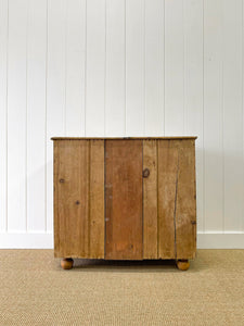 An Antique English Pine Chest of Drawers Dresser with Porcelain Knobs c1890