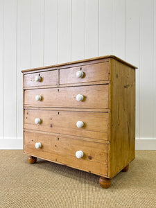 An Antique English Pine Chest of Drawers Dresser with Porcelain Knobs c1890