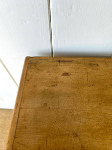 An English Pine Mule Chest Trunk or Blanket Box c1800