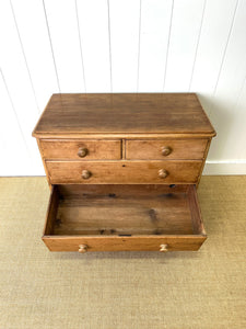 A 19th Century English Pine Chest of Drawers/Dresser with Tulip Feet