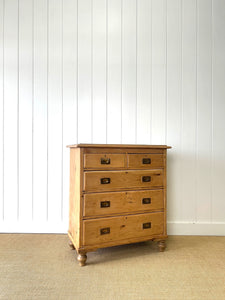 A Good 19th Century English Pine Chest of Drawers/Dresser with Tulip Feet