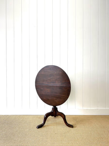 An English Antique Oak Tilt-Top Side Table