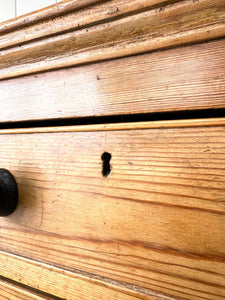 An Early 19th Century English Pine Chest of Drawers or Dresser
