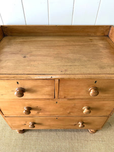 An Antique English Pine Chest of Drawers Dresser Tulip Feet c1890