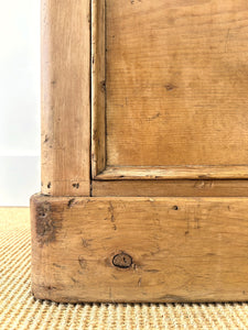 An Antique English Pine Chest of Drawers Dresser with Gallery c1890