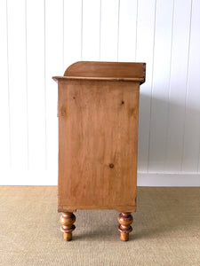 An Antique English Pine Chest of Drawers Dresser Tulip Feet c1890