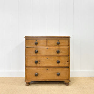 A 19th Century English Pine Chest of Drawers/Dresser with Tulip Feet