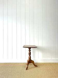 An Antique English Birch Tilt-top Table