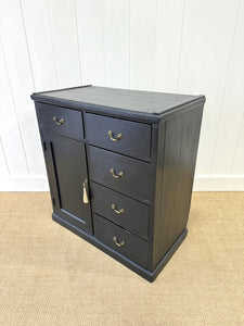 An Antique Edwardian Chest of Drawers/Sideboard c1890