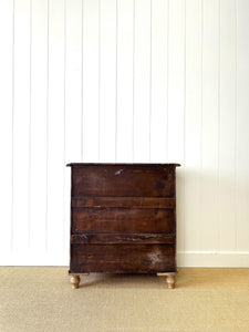 A Good 19th Century English Pine Chest of Drawers/Dresser with Tulip Feet