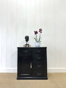 An Antique Edwardian Chest of Drawers/Sideboard c1890