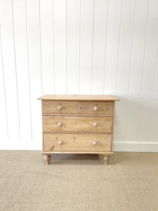 An Antique English Pine Chest of Drawers Dresser Tulip Feet c1890