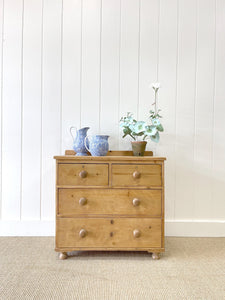 An Antique English Pine Chest of Drawers Dresser Tulip Feet c1890