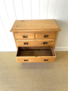 A Good 19th Century English Pine Chest of Drawers/Dresser with Tulip Feet