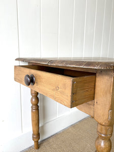 Antique English Country Pine 3.5ft Dining Table or Side Table with Drawer c1890