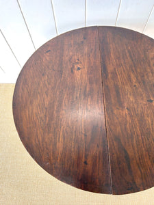 An English Antique Oak Tilt-Top Side Table