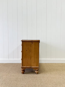 A Charming English Pine Deep and Low Chest of Drawers Dresser with Wooden Knobs c1890