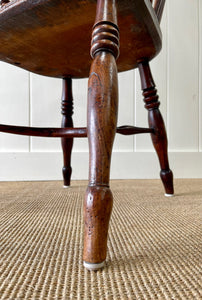 An English Oak and Elm Farmhouse Windsor Chair c1800