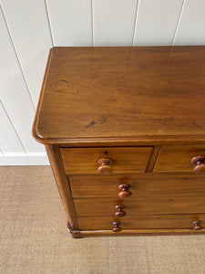 An Antique English Mahogany Chest of Drawers c1890