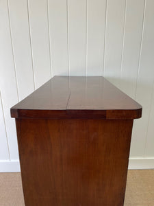 An Antique English Mahogany Chest of Drawers c1890