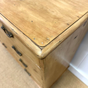 A 19th Century English Pine Chest of Drawers/Dresser with Brass Hardware