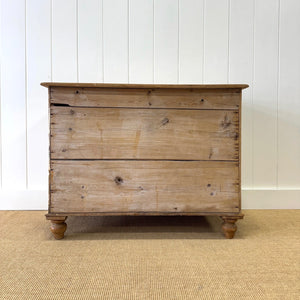 An Antique English Pine Chest of Drawers Dresser Tulip Feet c1890