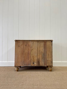 An Antique English Pine Chest of Drawers Dresser with Wooden Knobs c1890
