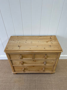 An Antique English Pine Chest of Drawers Dresser with Wooden Knobs c1890