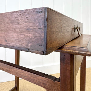 A Very Good 18th Century Georgian Mahogany Side Table or Nightstand