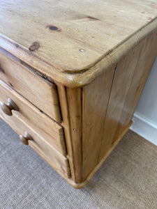 An English Pine Low Chest of Drawers Dresser with Wooden Knobs c1890