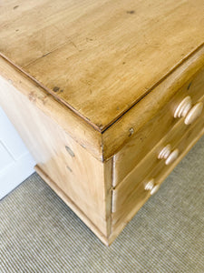 An Antique English Pine Chest of Drawers Dresser with Wooden Knobs c1890