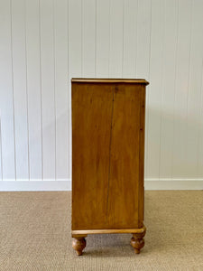 An English Pine Chest of Drawers Dresser with Wooden Knobs c1880